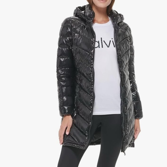 Calvin Klein Women's Chevron Quilting Casual Lightweight Jacket - Picture 3 of 6